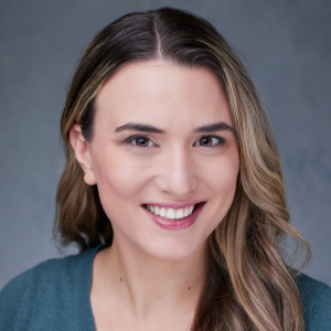 Sarah Carratt headshot